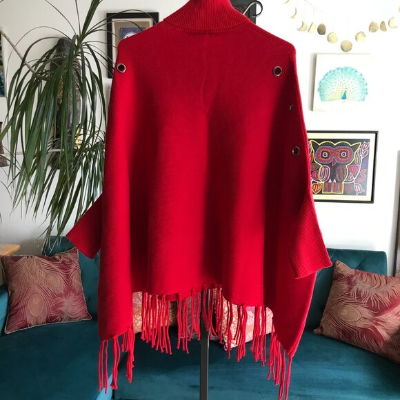 CROSSTREE LANE Unstructured Red Fringe Poncho Turtleneck Sweater O/S - Picture 3 of 4